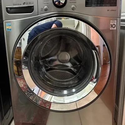 LG 4.5 cu. ft. Ultra Large Capacity Smart Wi-Fi Enabled Front Load Washer with Built-In Intelligence