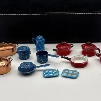 Miniatures- Copper and Enamelware