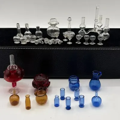 Miniatures- Glassware and Decanters