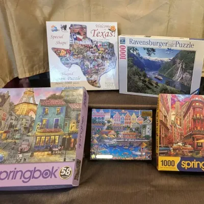 (5) Destination Puzzles (1000-2000 Pcs.)
