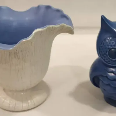 Camark Art Pottery #939 Ruffled-top Vase & Owl Coin Bank