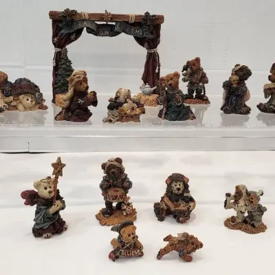 Boyd Bears & Friends Nativity Collection (w/original boxes) 