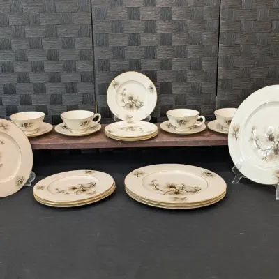 Lenox Pine China Set for 4 