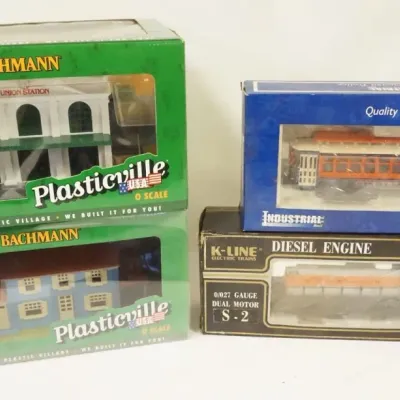 Sale Photo Thumbnail #166: 1166	BACHMAN PLASTICVILLE BUILDING K-LINE DUAL MOTOR WESTERN PACIFIC ENGINE, O GAUGE TROLLEY																																																																																																																																																																			