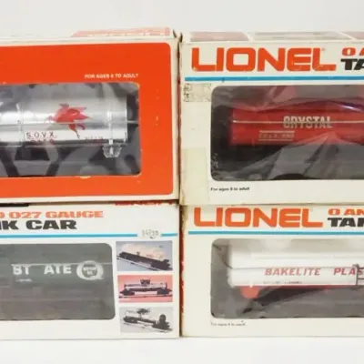 Sale Photo Thumbnail #158: 1158	LIONEL TRAINS 4 TANK CARS																																																																																																																																																																																																																																	