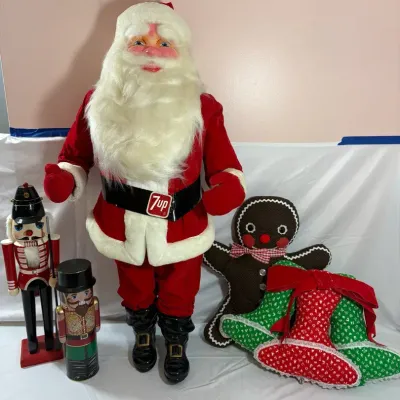Rare Vintage Plush Santa Claus w/ 7Up Belt Patch, Nutcrackers & Fabric Christmas Decor