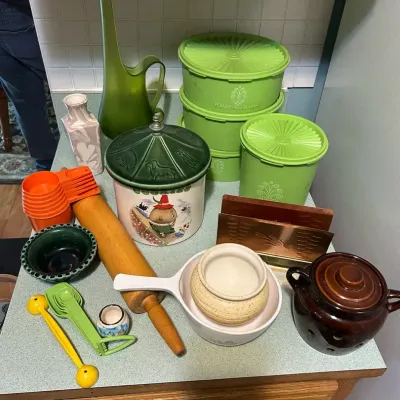 Retro Kitchen Supplies