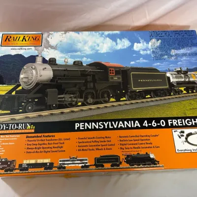 RailKing Ready-To-Run Pennsylvania 4-6-0 Steam Freight Train Set