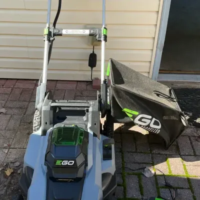Ego Power Mower Model LM2110SP with Bag And Battery Charger