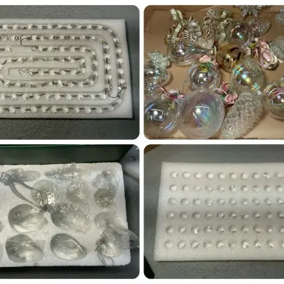 Holiday Jewels by Valerie & Glass / Plastic Ornaments 
