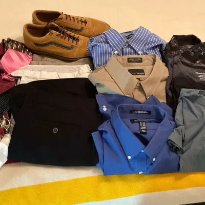 Mens size Large & XL Clothing, Ties, & Vans size 11.5 Sneakers