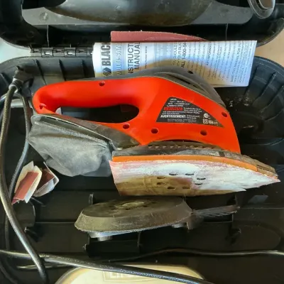 Black And Decker Mega Mouse Sander/ Polisher 