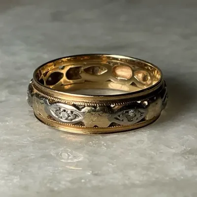 14k Gold Diamond Ring (Size 6.25) (2.68 Grams)