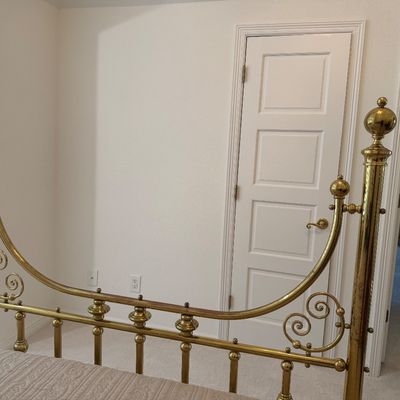 Sale Photo Thumbnail #145