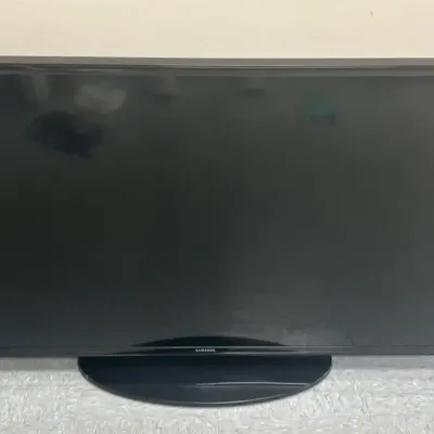 Samsung 50” Flat Screen TV