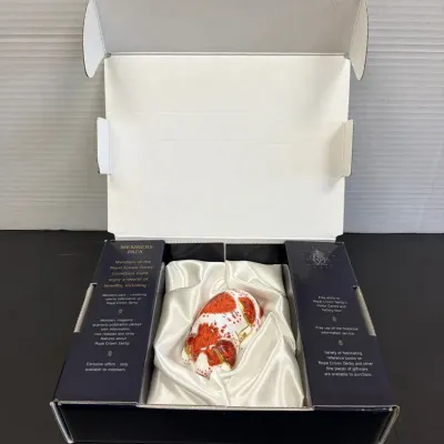 Royal Crown Derby Collector's Guild Members Puppy Paperweight