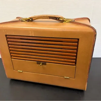 Vintage Philco Portable FM Radio