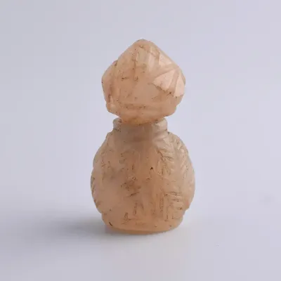 Vintage / Antique Chinese Carved Quartz Snuff Bottle