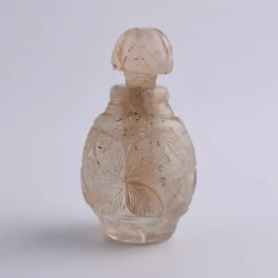 Vintage / Antique Chinese Carved Rock Crystal Snuff Bottle