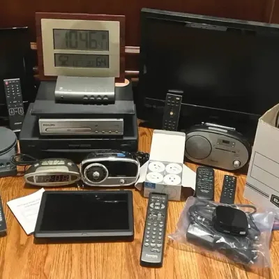 Hitachi & Vizio TVs, Philips VCR, DVD Player, Roku 3 & Assorted Electronics