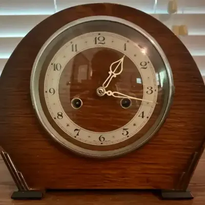 Enfield Anvil Wooden Mantel Clock with Westminster-Style Chime Mechanism for Repair