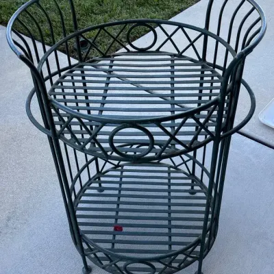 Metal Wire Shelf For Garden 