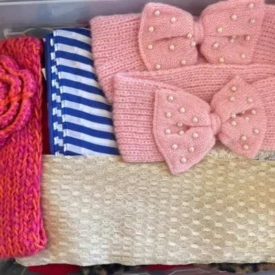 Womens Scarf Assortment In Small Bin 