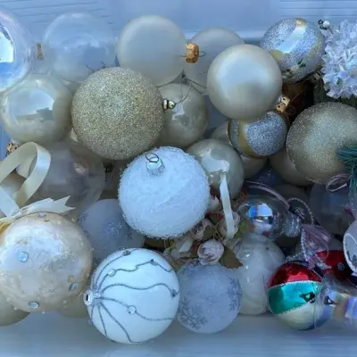 Christmas Ornaments - Ivory And Clear 