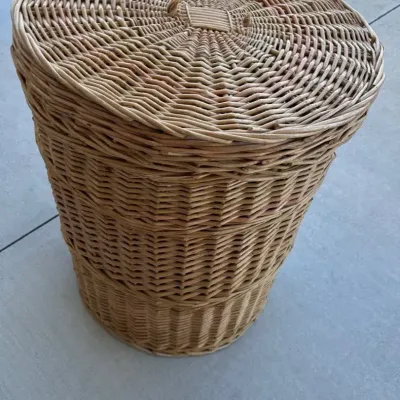 Woven Hamper & Voss Set Of 2 Decor Lot