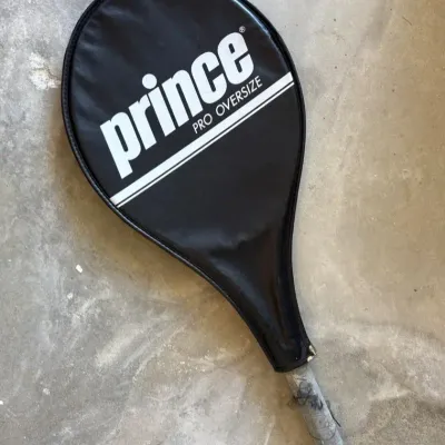 Hanging Star, Tennis Racket, Miscellaneous House Decor Lot
