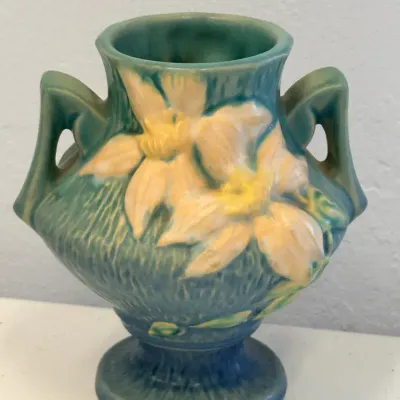 Vintage Roseville Pottery Clematis Double-Handled Vase – Blue & Yellow Floral