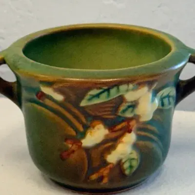 Vintage Roseville Pottery Magnolia Pattern Double-Handled Planter – Green & Brown Glaze 