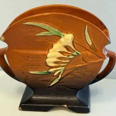 Vintage Roseville Pottery Freesia Double-Handled Fan Vase – Shape 29 – Brown & Yellow