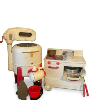 Vintage 1950s Metal Toy Kitchen Appliance Set - Stove & Hand Crank Wringer Washer