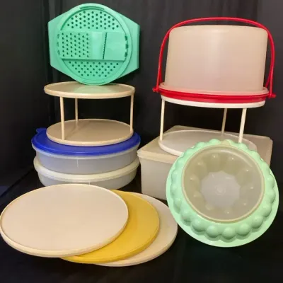 Tupperware Rubbermade Lot- Lazy Susan’s Cake Taker Jello Mold And More