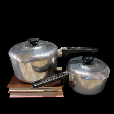 Vintage Wagner Ware Magnalite Cast Aluminum 2 & 3 Quart Saucepans w/ Lids