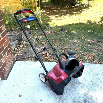 Toro Power Curve Snowblower 18” Clearing Width 