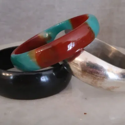 Bangle Bracelets, Glass, Agate Chalcedony, And Silver Metal