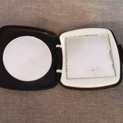 Vintage Compact