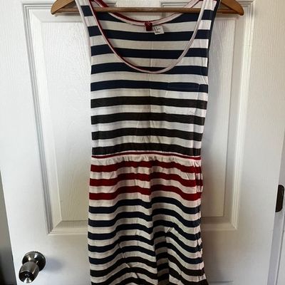 Sale Photo Thumbnail #11