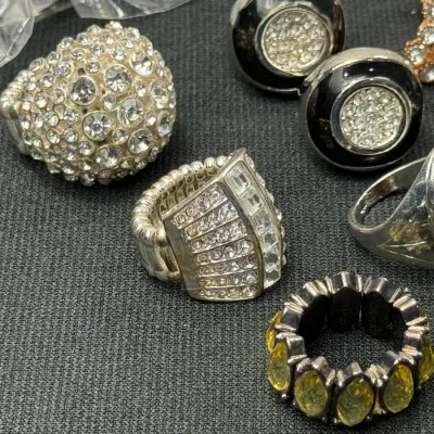 Sale Photo Thumbnail #815