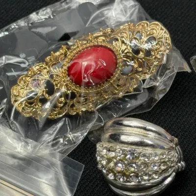 Sale Photo Thumbnail #817