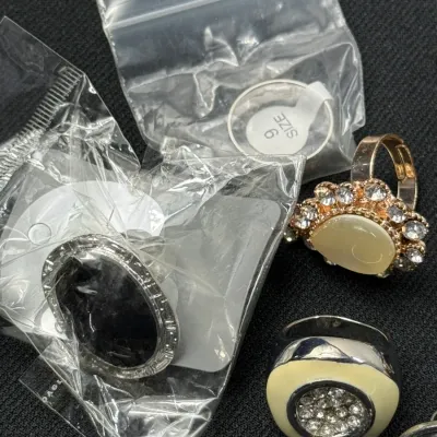 Sale Photo Thumbnail #820