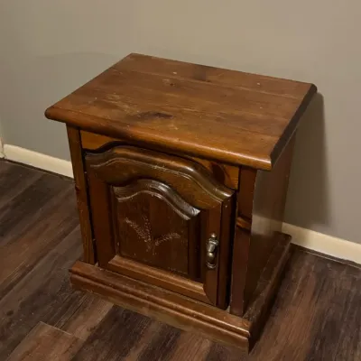 Sale Photo Thumbnail #319: Knotty Pine Nightstand w/ Cabinet Door