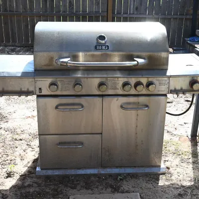 Sale Photo Thumbnail #275: BHG Stainless 5-Burner Gas Grill w/ Side Burner