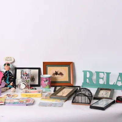 Sale Photo Thumbnail #167: Picture Frames, "Relax" Sign & Novelty Decor