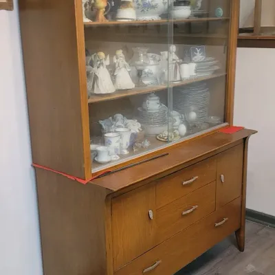 Sale Photo Thumbnail #15: MCM Drexel China Cabinet/Hutch