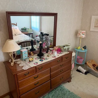 Sale Photo Thumbnail #37