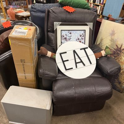 Sale Photo Thumbnail #15