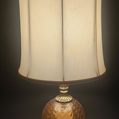 Sale Photo Thumbnail #200: Vintage Mid-Century Hollywood Regency Amber Glass Table Lamp